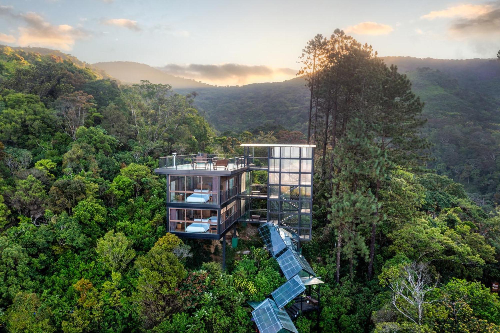 The Riverston Grand Matale Exterior photo