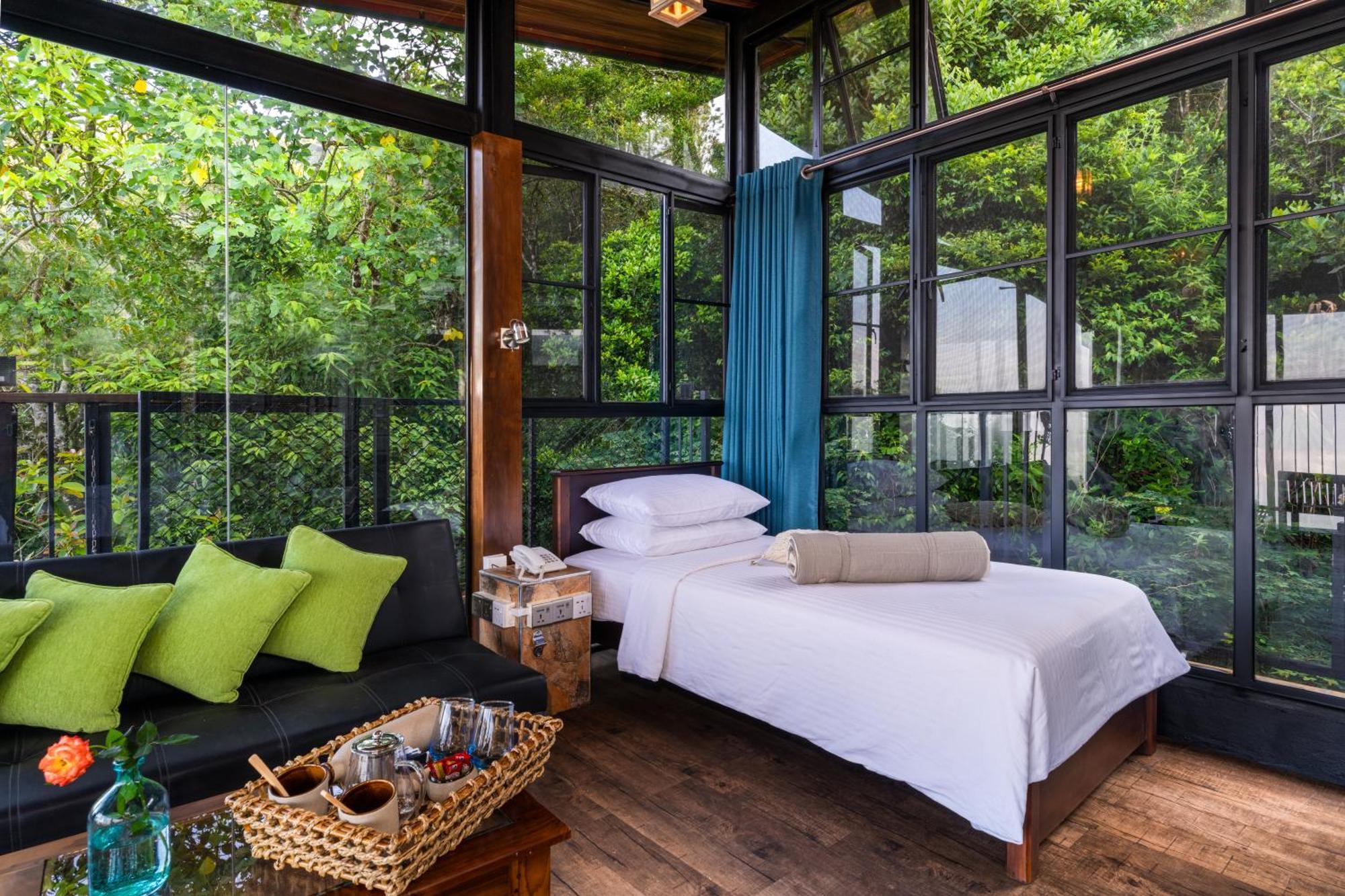 The Riverston Grand Matale Exterior photo