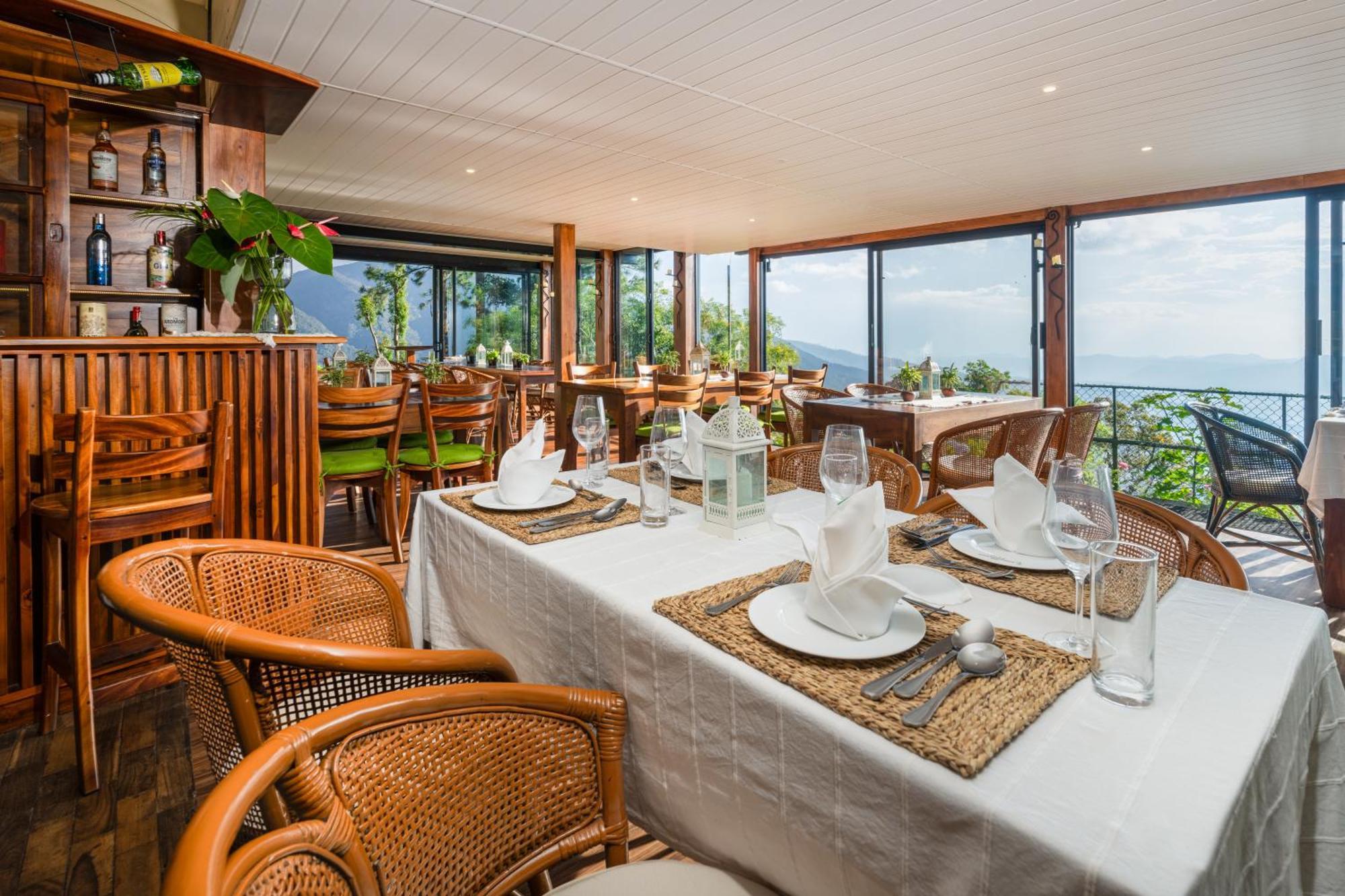 The Riverston Grand Matale Exterior photo